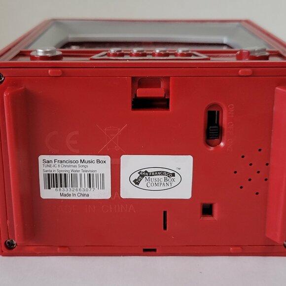 The San Francisco Music Box Santa in Spinning Water Television - 8 Songs - Picture 7 of 8